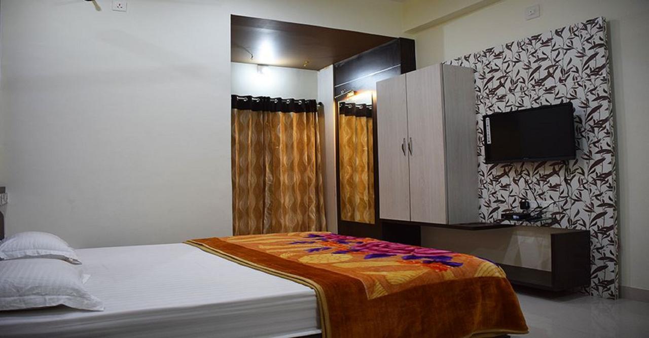 Hotel Amar Palace Ābu Road 外观 照片