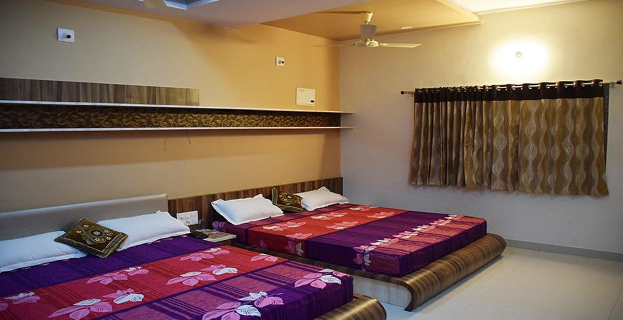 Hotel Amar Palace Ābu Road 外观 照片